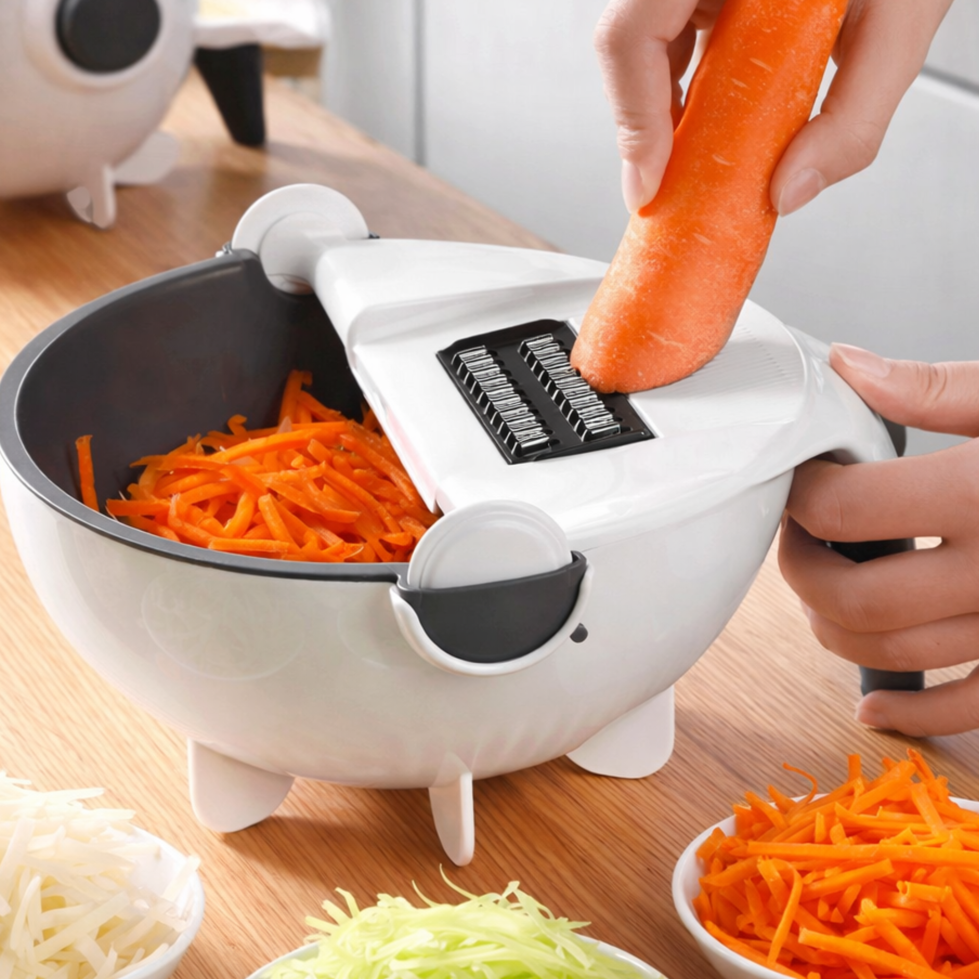 Mandoline Coupe-Légumes 9 en 1 Multifonction avec Égouttoir | Râpe Cuisine, Lames Interchangeables, Préparation Rapide