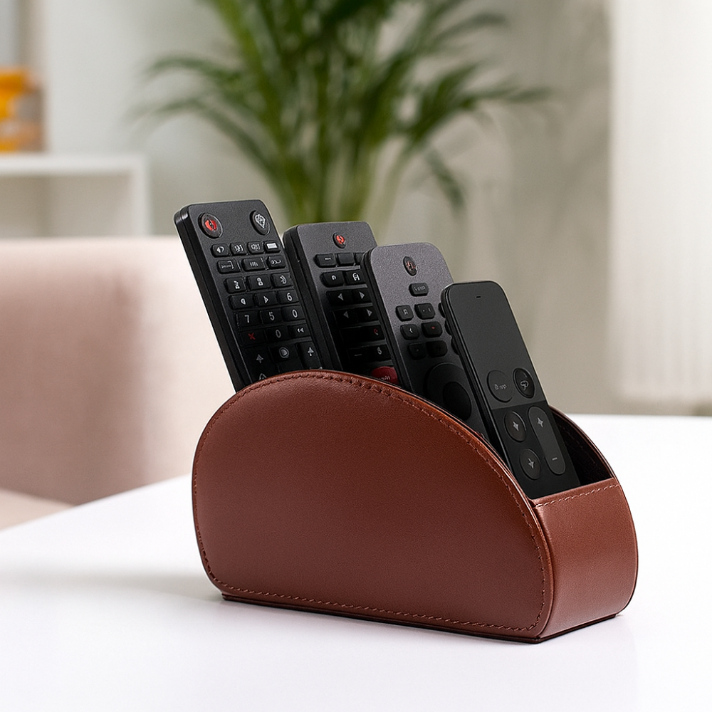 Rangement multifonction pour télécommandes et fournitures