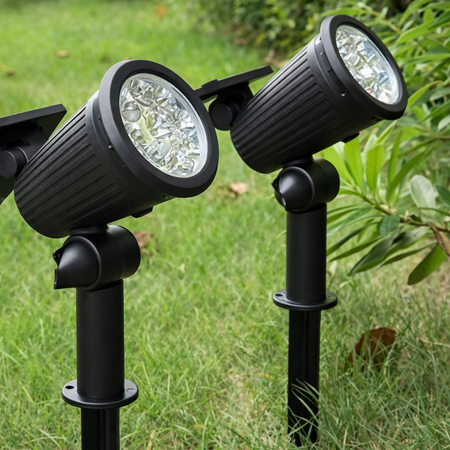 Spot Solaire LED Extérieur Étanche IP65 Orientable – Lampe Jardin à Piquer Rechargeable Solaire – Lot de 2