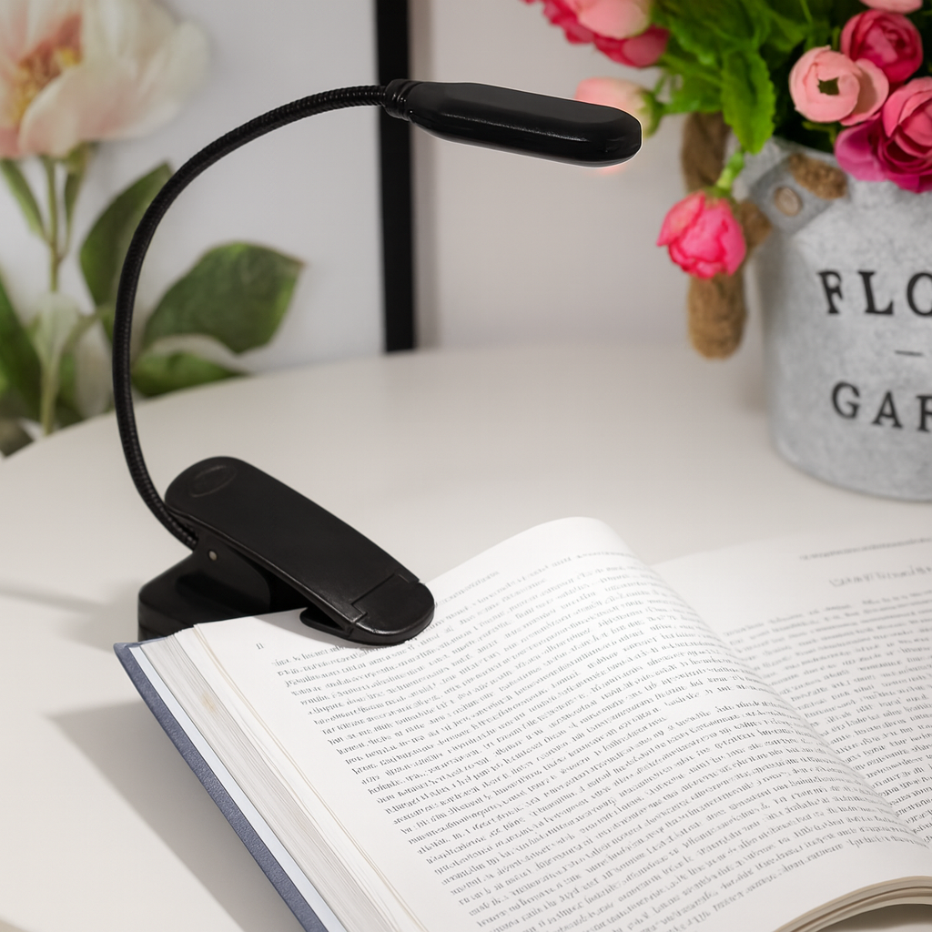 LumiClip | Lampe de lecture LED à pince réglable – Livre, bureau et chevet