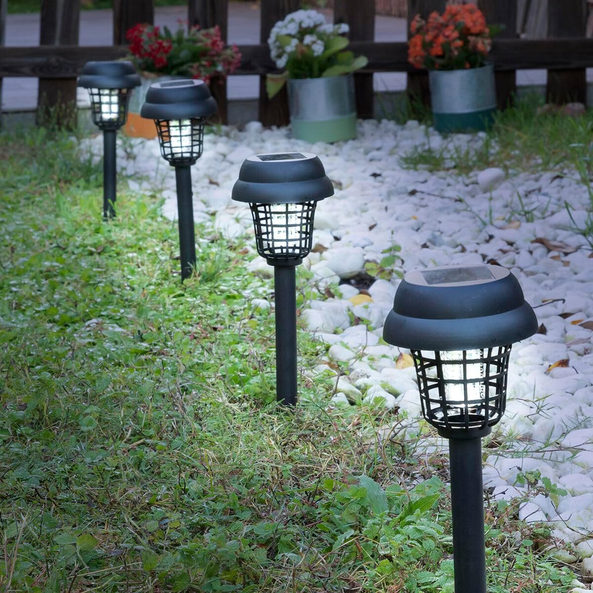 Lampe Solaire Anti-Moustiques Extérieure | Protection Efficace Jardin & Terrasse
